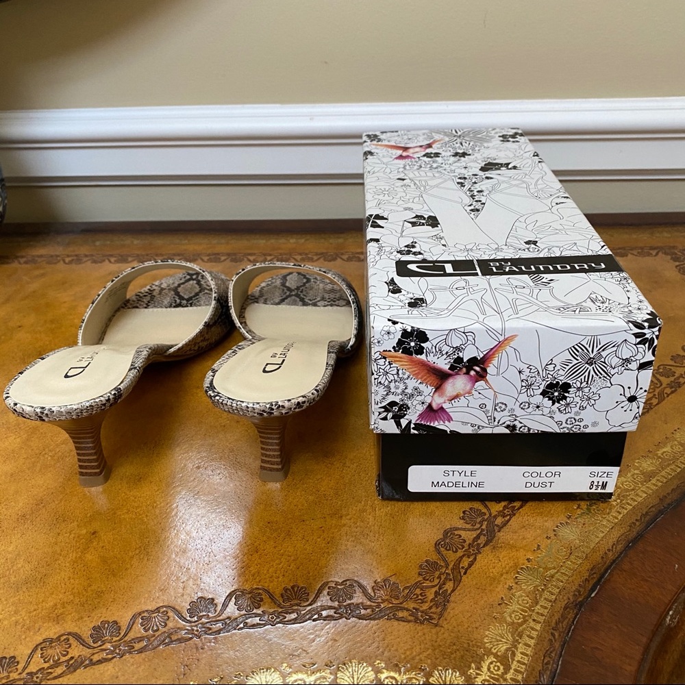 NWT Chinese Laundry Madeline Kitten Heel Slide - Picture 8 of 8